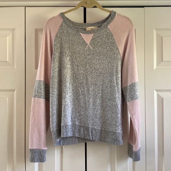 Pink and Gray Sweater - Stitch Fix - Picture 1 of 2